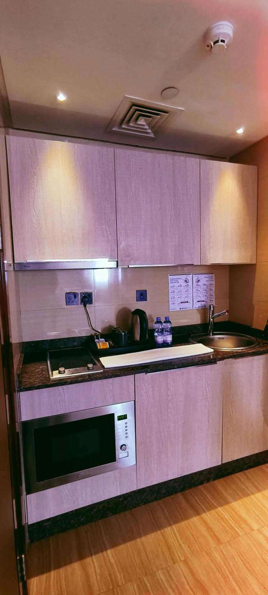 Ivory Inn Hotel Doha Qatar Zewnętrze zdjęcie